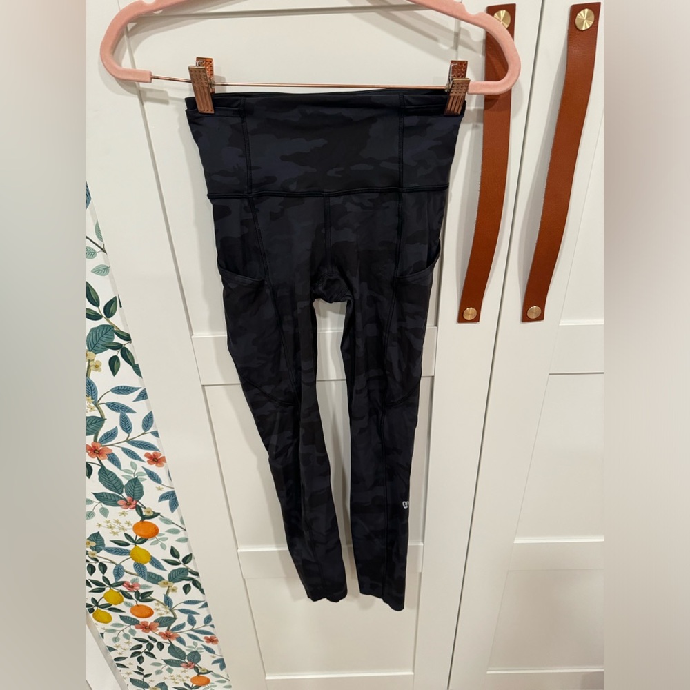 Lululemon black camo pants with pockets - Heritage 365 Camo Deep Coal Multi